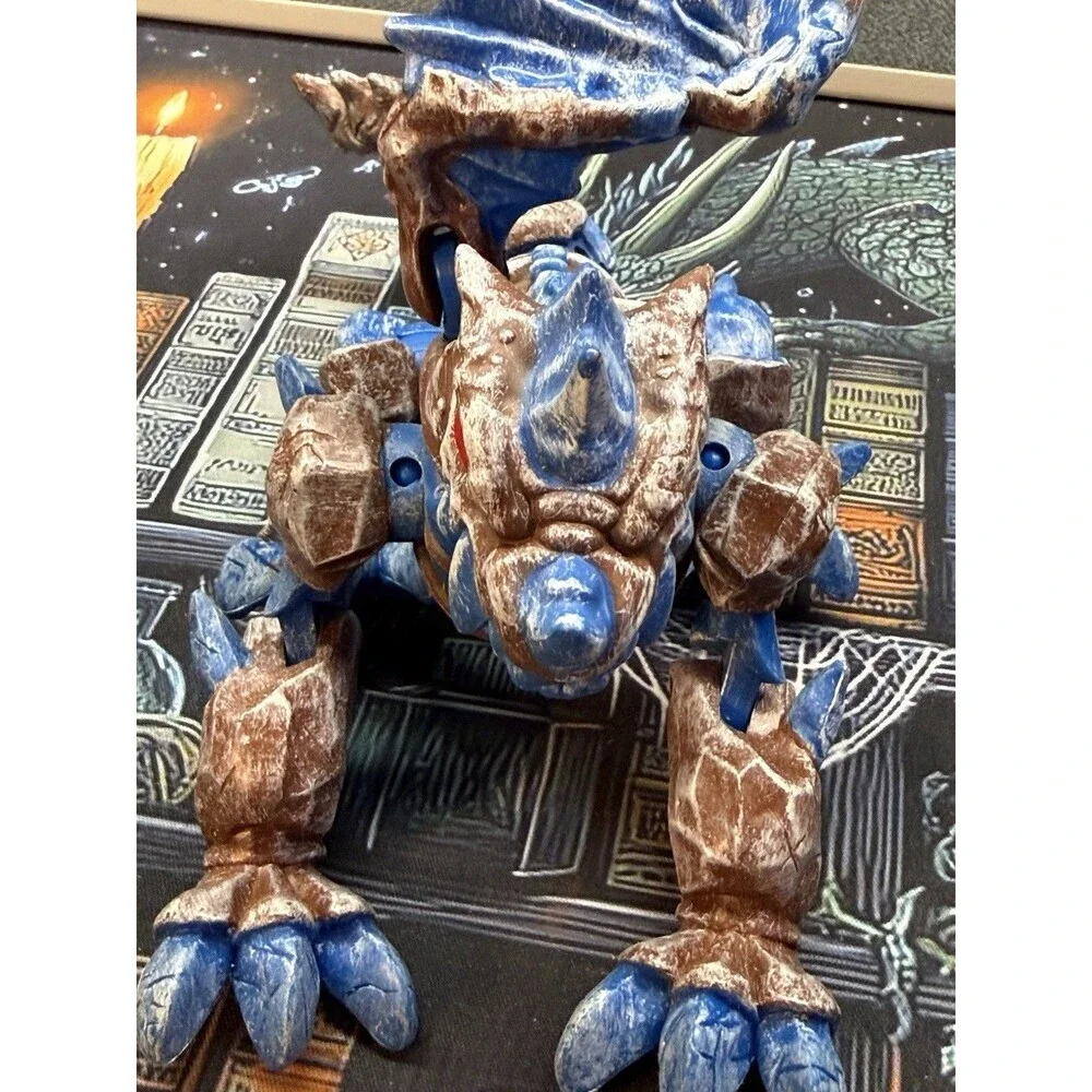 Mega Bloks Dragons: Fire and Ice - Frost Dragon (9893) Missing A Wing